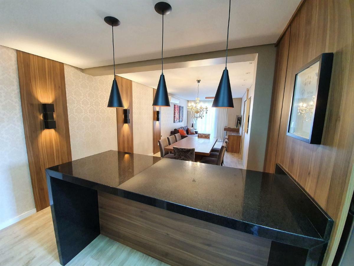 Apto Luxo 800M R. Coberta | 2 Suites | Mobiliado Gramado Exterior photo